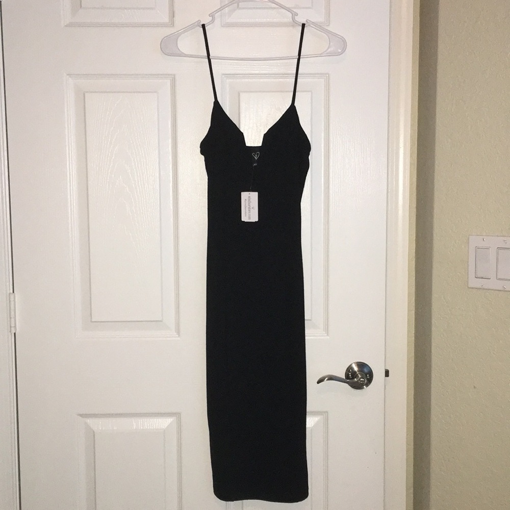 CLEARANCE! 🤩 Windsor Long Black Dress 🖤 - Picture 1 of 6